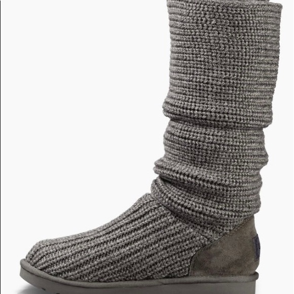 UGG CLASSIC CARDY BOOT - Picture 2 of 5